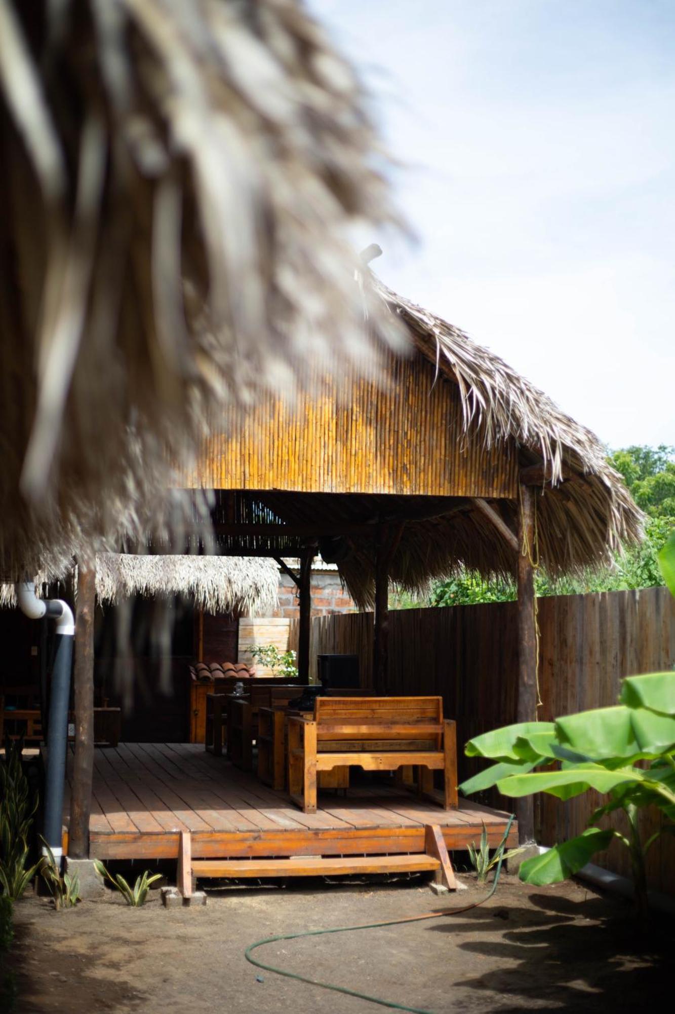 Hotel Casa Bambucha Las Peñitas Exterior foto